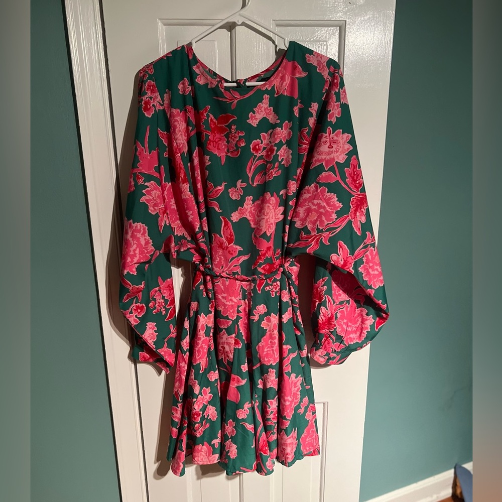 Boohoo dress with belt